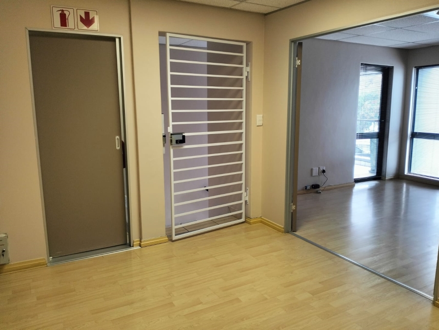 To Let commercial Property for Rent in Durbanville Western Cape